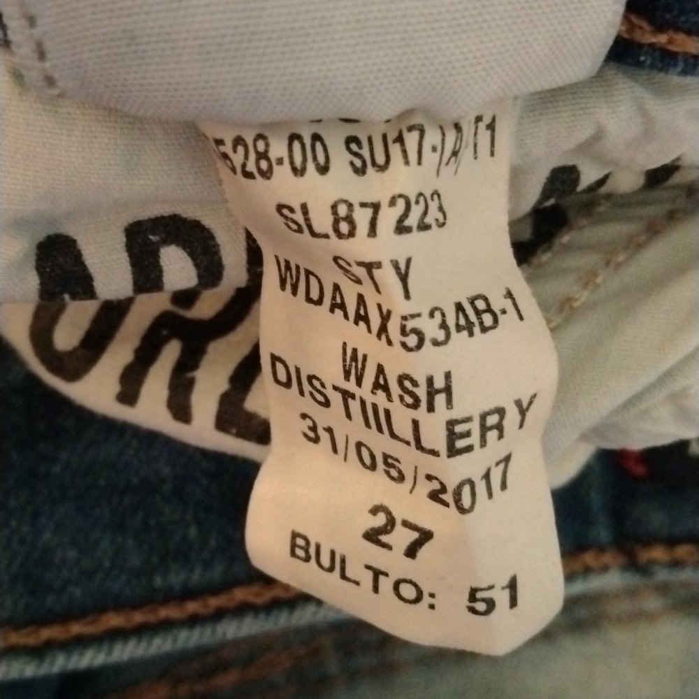 True Religion Halle mid rise super skinny Moto jeans. Size 27. - Picture 10 of 15